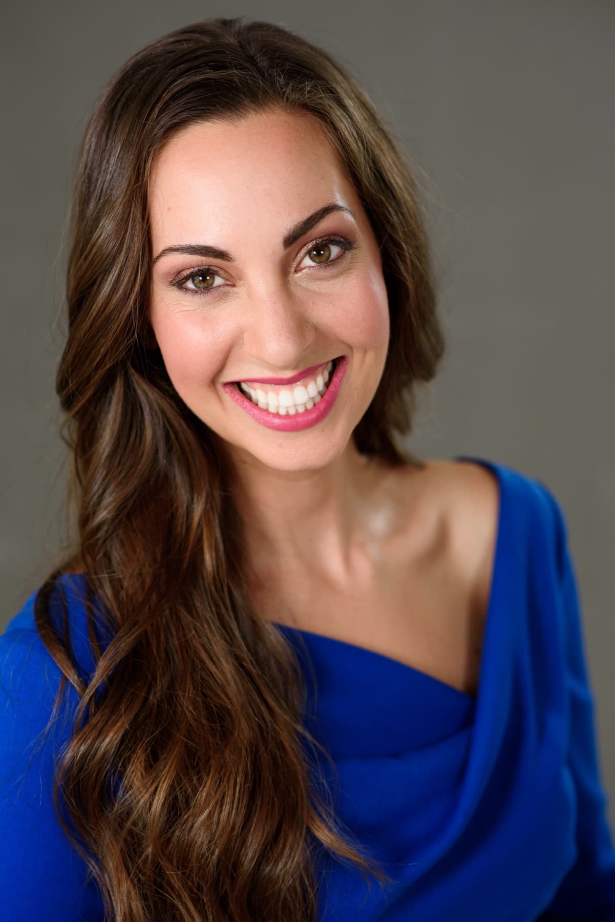 Vanessa Van Edwards — keynote speaker on Communication & Collaboration
